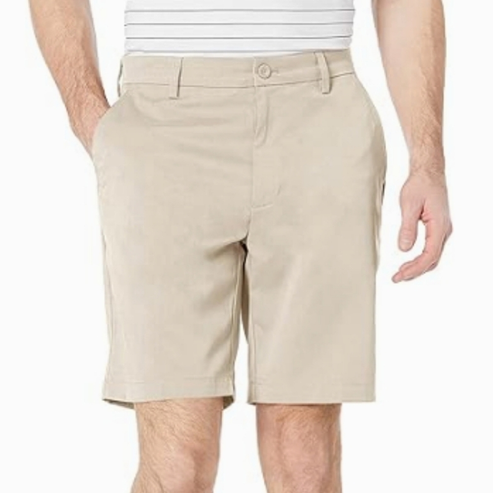 Amazon Essentials Men's Classic-Fit Stretch Golf Short ⛳